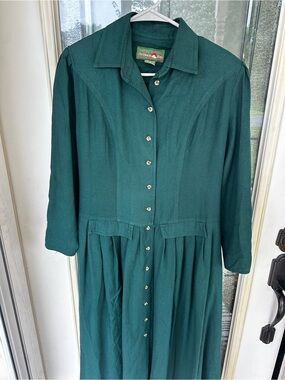 Outback Red 100% silk noile Forest Green Long Sleeve Button-Front Dress